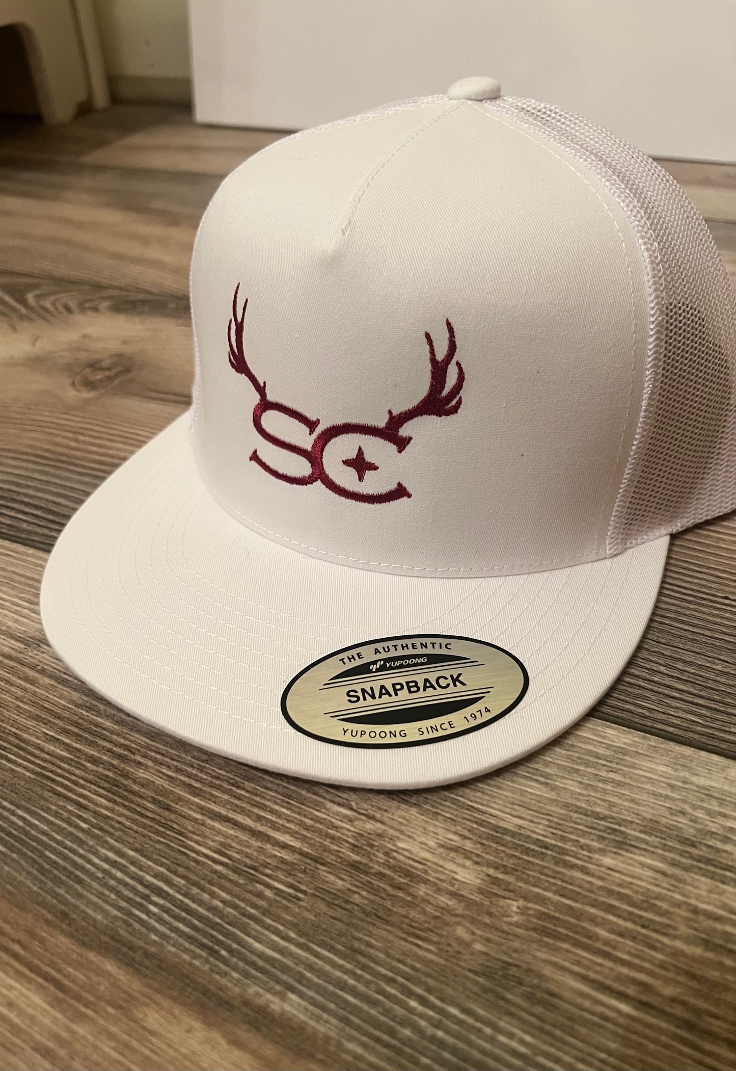 Southern Stag - Maroon