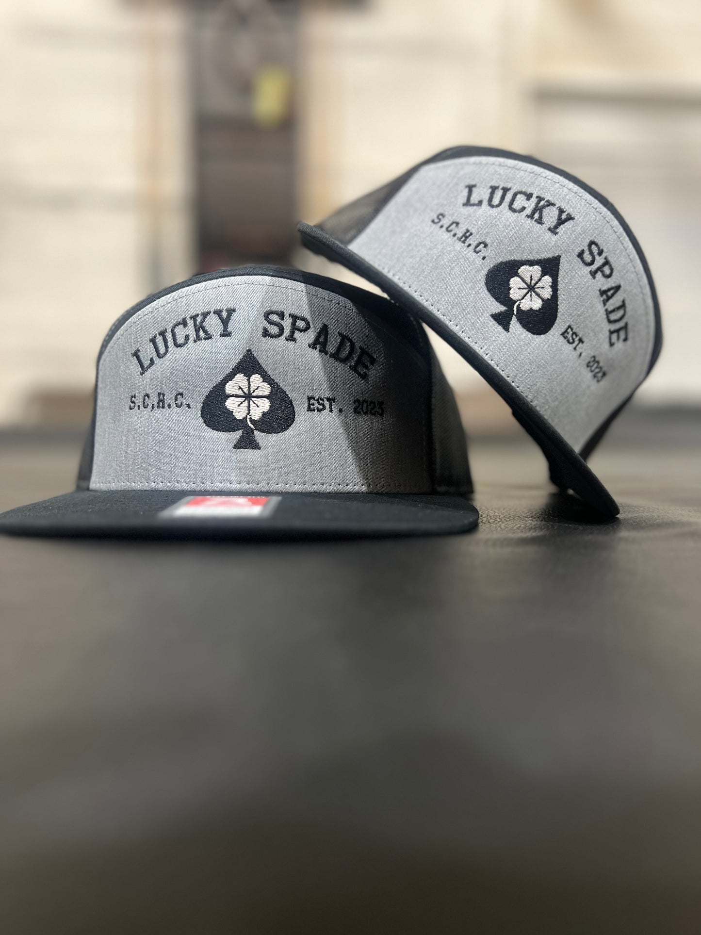 Lucky Spade Gray/Black