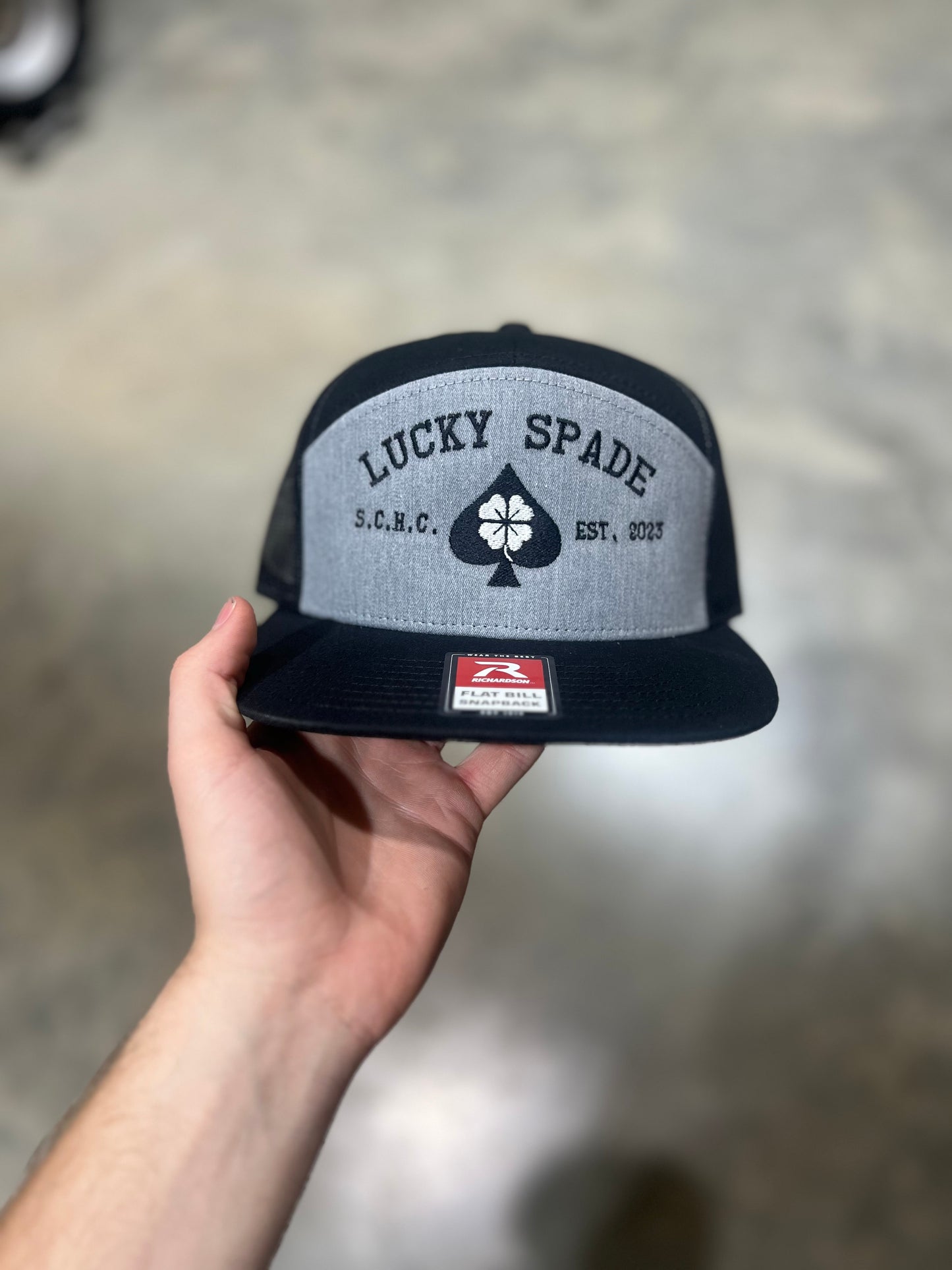 Lucky Spade Gray/Black